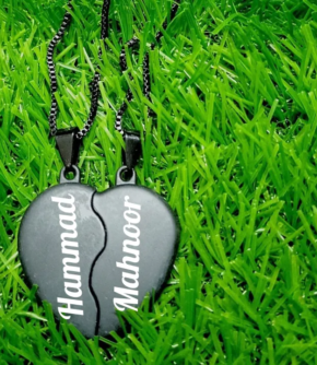 Customized Name Magnetic Broken Heart Necklace – Silver/Black Pendant