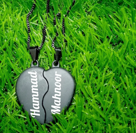 Customized Name Magnetic Broken Heart Necklace – Silver/Black Pendant